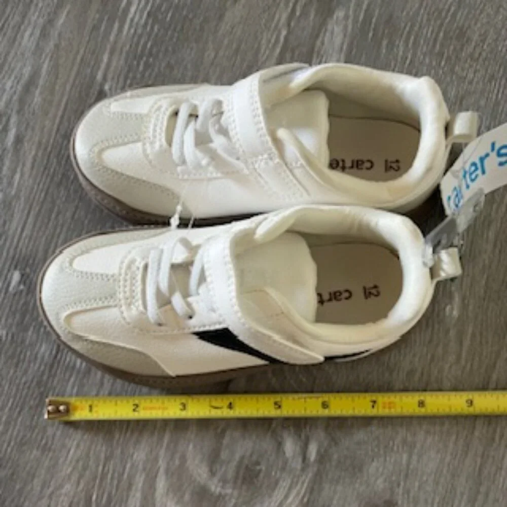 🧡3/15 NWT Carter's White Black Sneakers Kids Boys Unisex 12M
